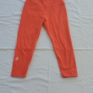 The Alainah II Allure 3/4 Legging Burnt Orange